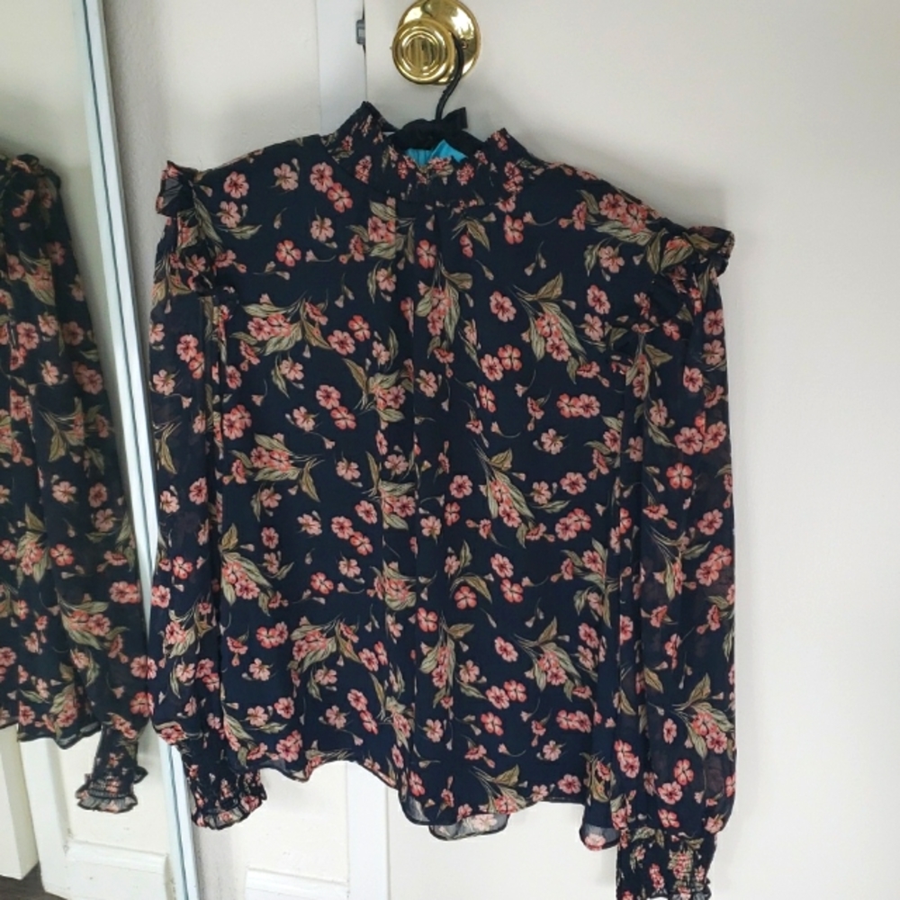 Floral long sleeve 1 state blouse